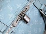 Louis Vuitton Taiga Leather Keepall Bandoulière 50 Travel Bag in Miami Green zip and lock